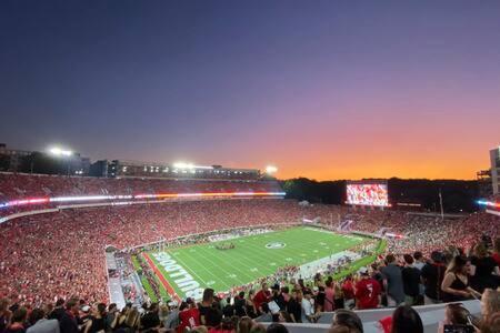 The Executive Loft - Walk To Sanford Stadium Athens Kültér fotó